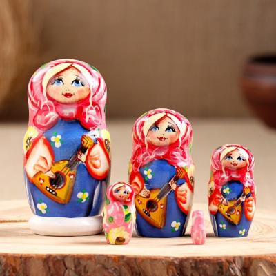 Матрешка "Балалайка", 5 кукольная, 10-11 см